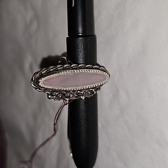 Vintage pink mother of pearl ring - Picture 7 of 8